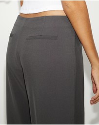 Dazie - Glow Up Low Rise Tailored Pants