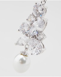 Stephanie Browne - Madame Regalia Pearl earrings