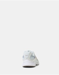 Nike - V5 Rnr Grade School