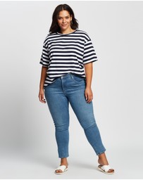 Atmos&Here Curvy - Harry Boyfriend Tee