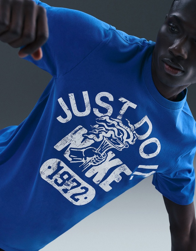 Nike - Sportswear OC Vintage Just Do It Tee