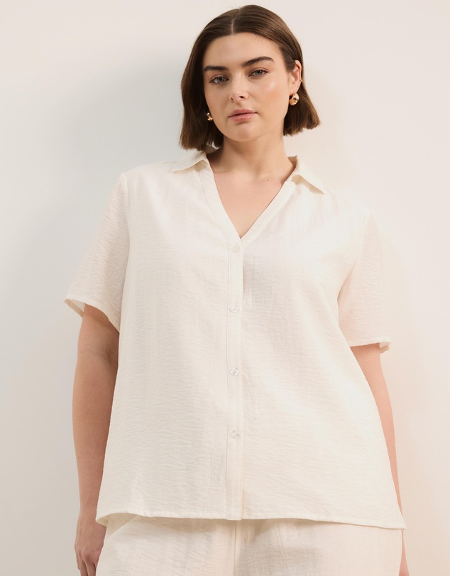 Atmos&Here Curvy - Josie Linen Blend Short Sleeve Shirt