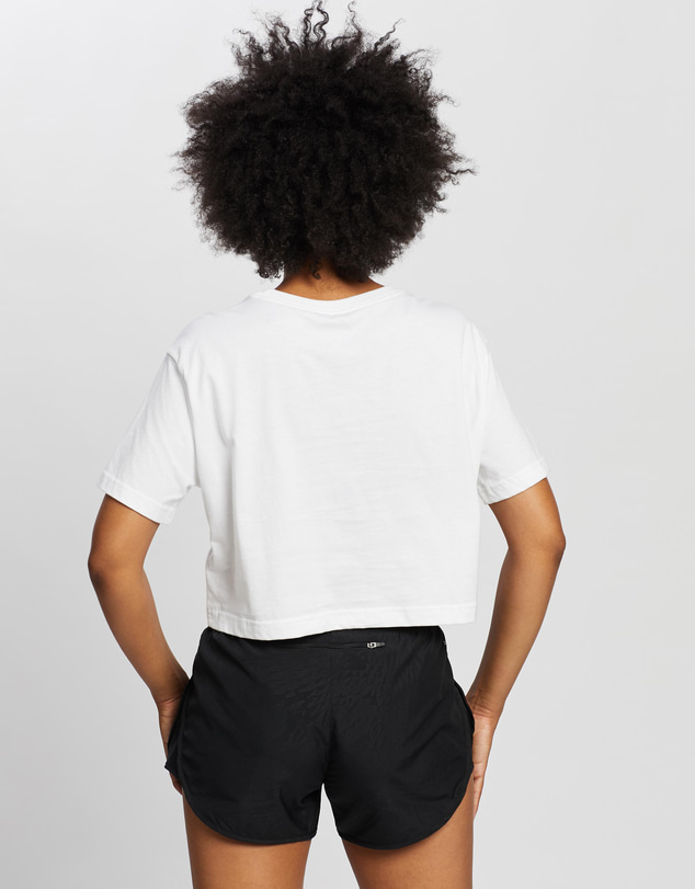Nike - Sportswear Essential Crop Tee