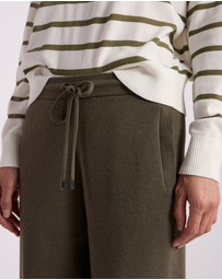 David Lawrence - Velma Crop Knit Pants