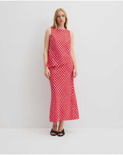 Vivid Red Twisted Geo