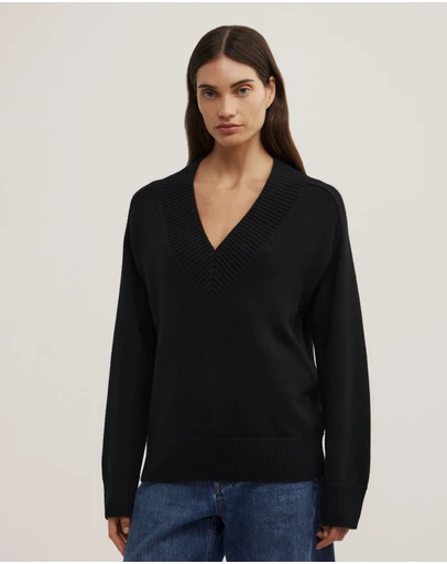 Witchery - V-neck Knit