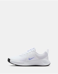 Nike - MC Trainer 3 - Women's