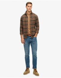 Superdry - Essential Logo Embroidered Slim Fit Tee
