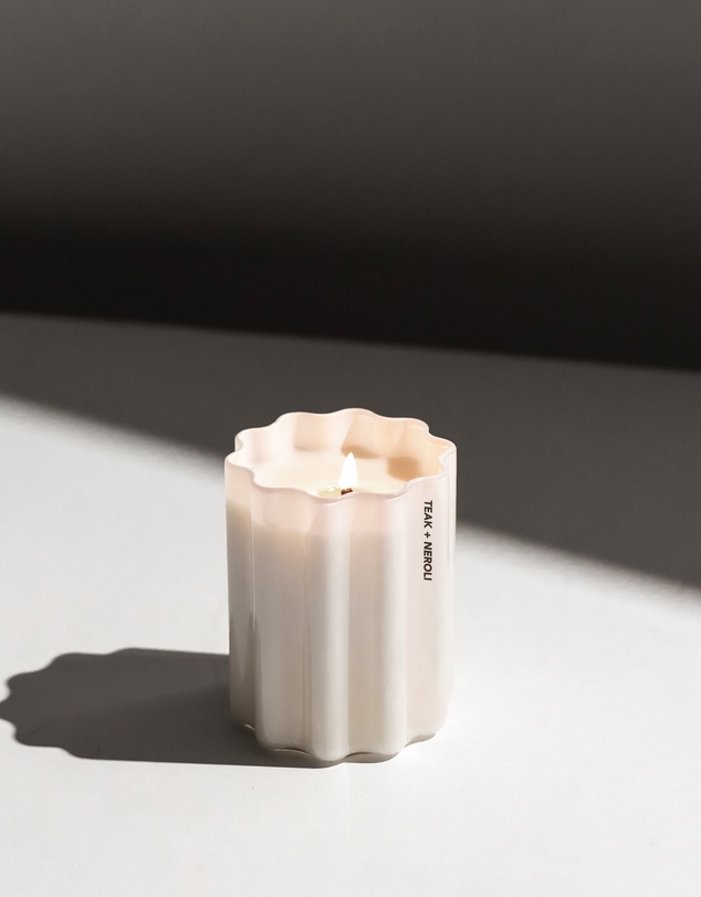 Fazeek - Teak & Neroli Wave Candle
