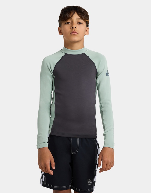 Quiksilver - Boys 8 to 16 Everyday Heat Long Sleeve Rashguard