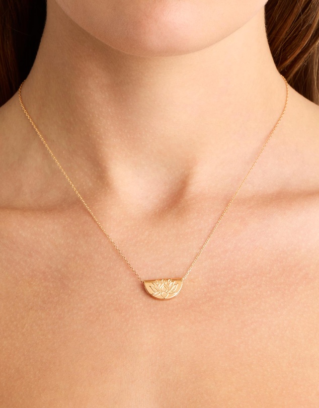 By Charlotte - Gold Lotus Short Necklace