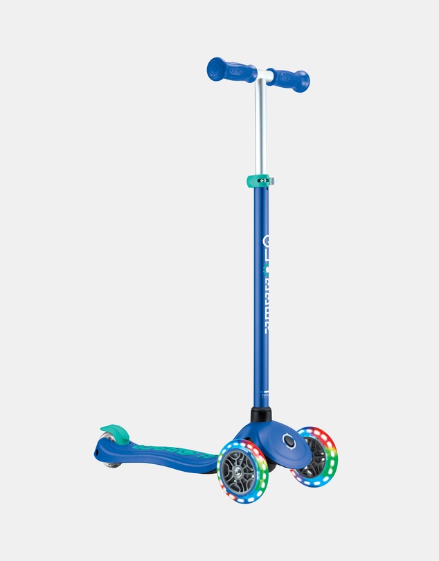 Globber - PRIMO PLUS with Lights Scooter
