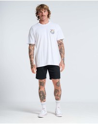 Vacancy Co - Peace & Leisure Tee