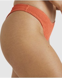Billabong - Summer High Skimpy Hike Bikini Bottom