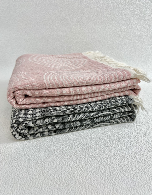 Turkish Murkish - Dotty Muslin Towel