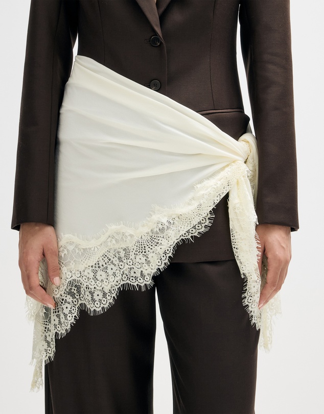 Minima Esenciales - Fior Blazer With Detachable Lace Scarf