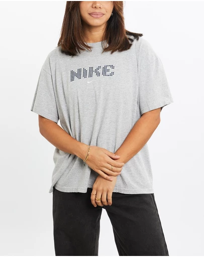 Vintage by The Real Deal - Pre Loved - Vintage Nike Tee