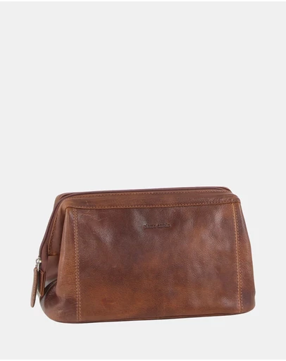 Pierre Cardin - Pierre Cardin Rustic Leather Toiletry