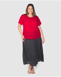 Love Your Wardrobe - Lyw & Co Embroidered Tee