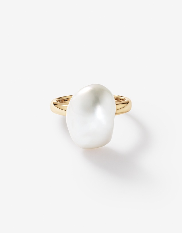 Michael Hill - Baroque Cultured Freshwater Pearl Ring in 10kt Yellow Gold