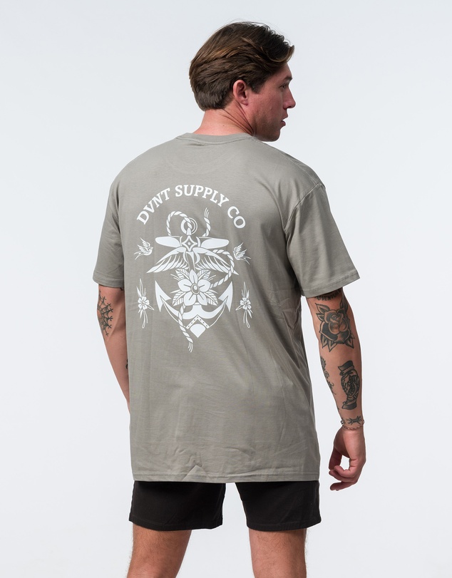 DVNT - Traditional Anchor Tee