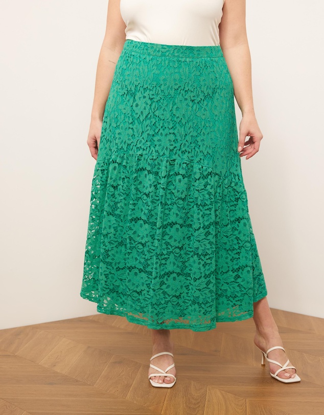 Atmos&Here Curvy - Vida Lace Midi Skirt