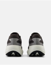 New Balance - Fresh Foam X 880v15 - Women's