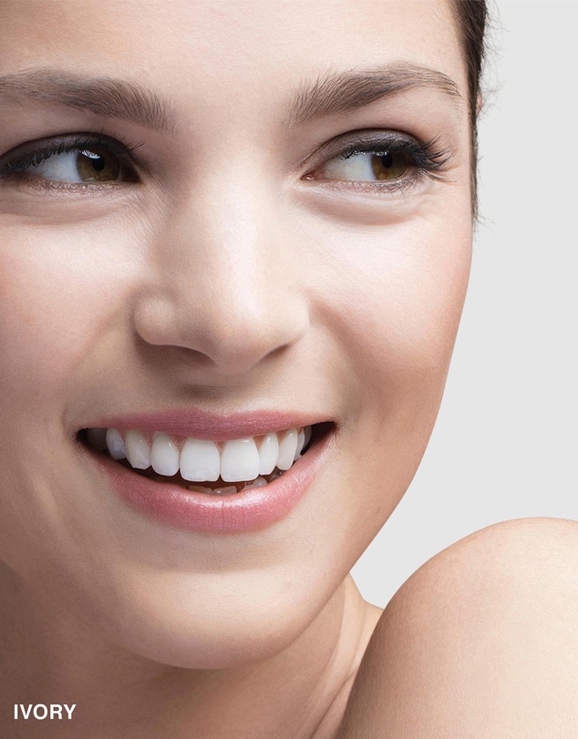 Bobbi Brown - Skin Foundation Stick - Ivory