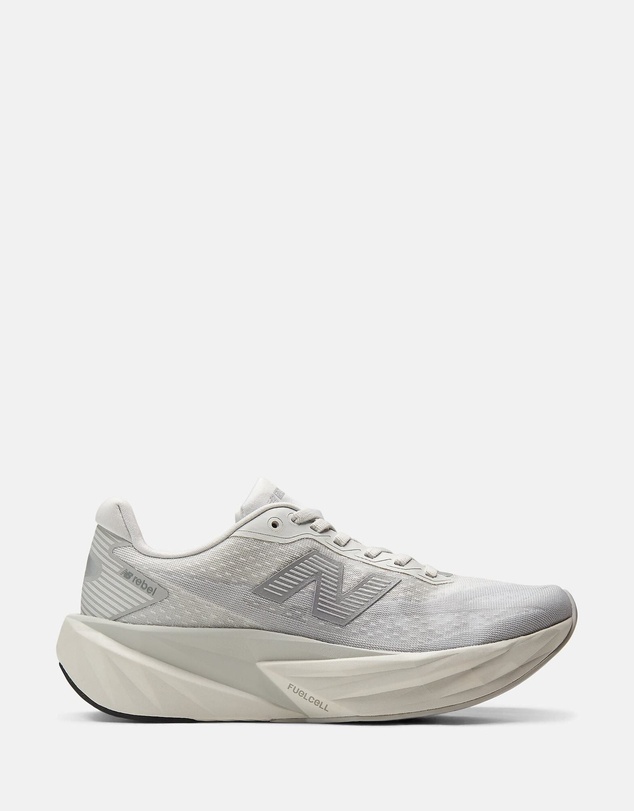 New Balance - FuelCell Rebel v5 (Wide Fit) - Women's