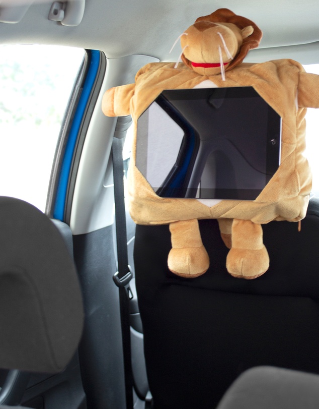 Bambury - Lion Go-Go Multi-Purpose Tablet Holder Travel Pillow