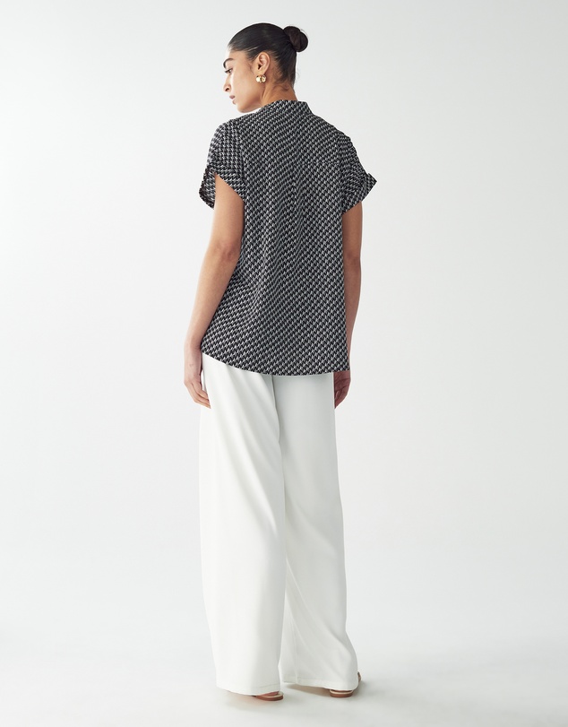 Willa - Taurus Shirt