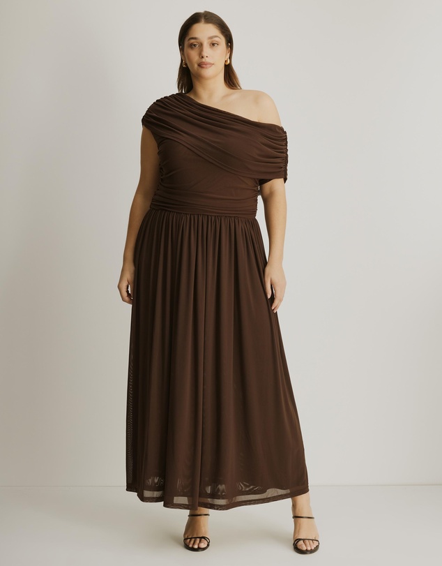 Atmos&Here Curvy - Winnie Off Shoulder Mesh Maxi Dress
