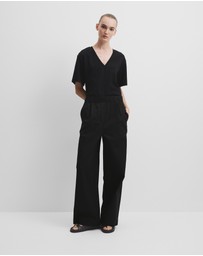 Country Road - V-neck Longline T-shirt
