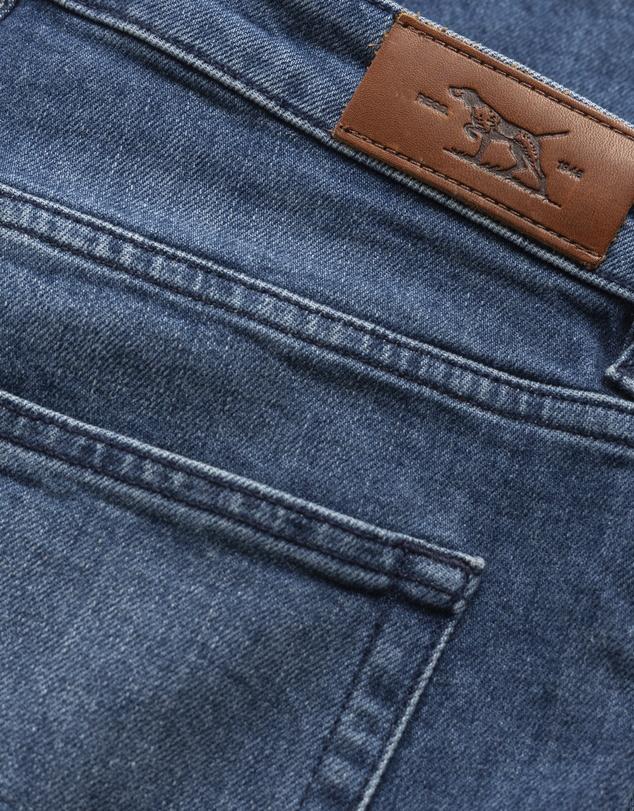 Rodd & Gunn - Oaro Slim Fit Italian Denim Short Leg