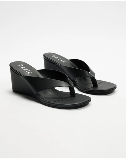 Dazie - Erin Thong Wedge Heels