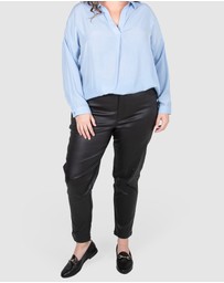 Love Your Wardrobe - Parker PU Coated Jeans