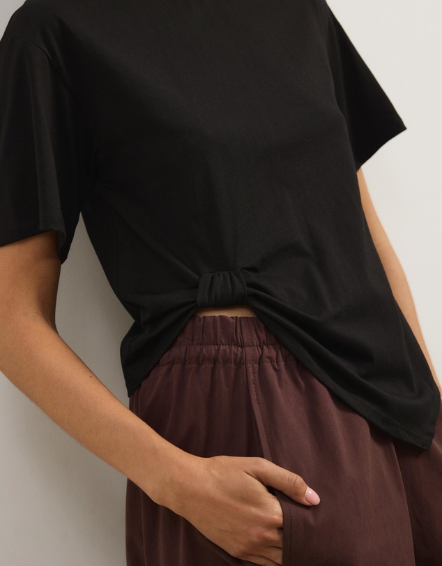 Atmos&Here - Lorrie Twist Waist T-Shirt