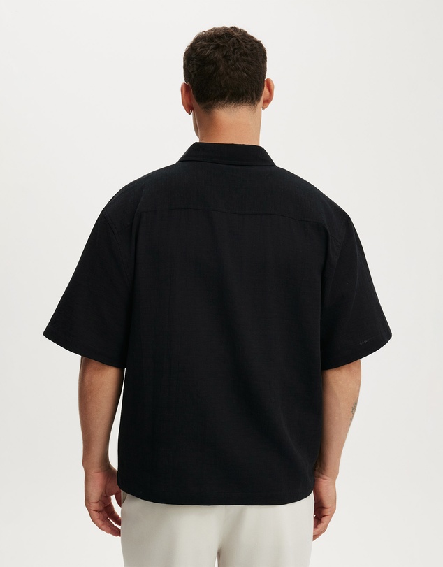 Cotton On - Boxy Fit Short Sleeve Shirt