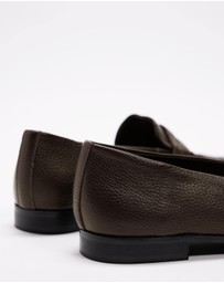 AERE - Classic Leather Loafers