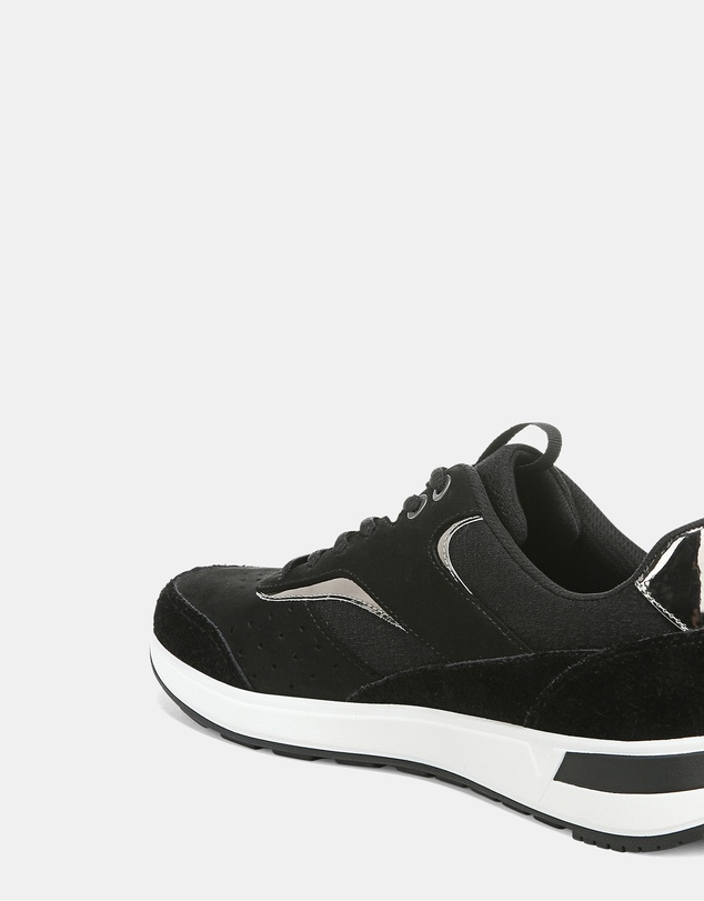 Vionic - Nova Casual Sneaker - Black