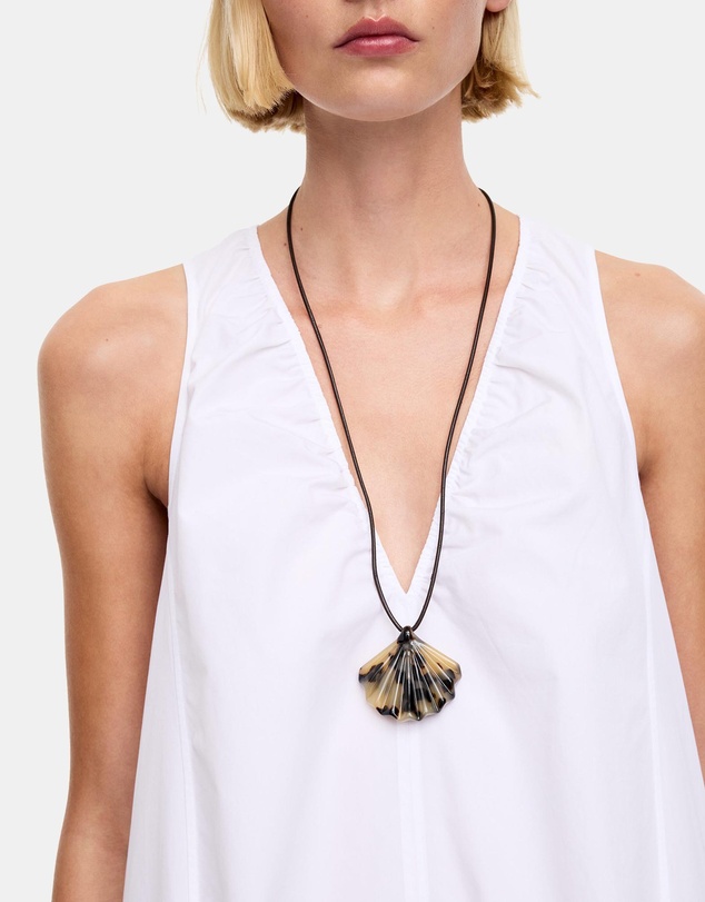 ARKET - Treasure Tortoise Pendant Necklace