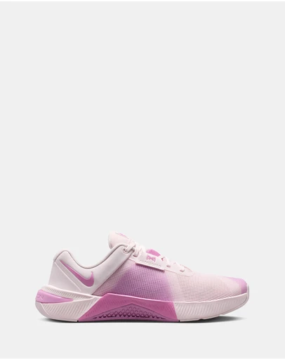 Nike - Metcon 10 - Women's