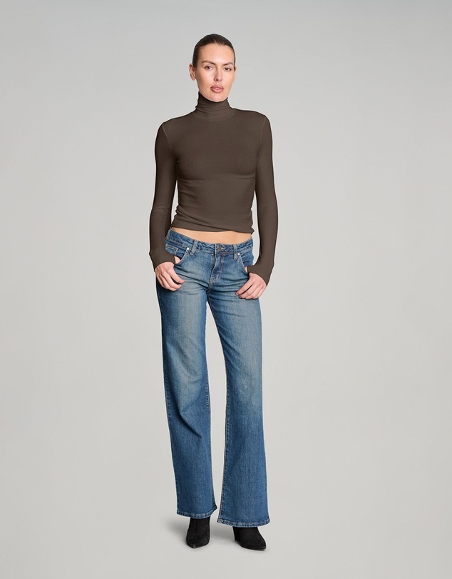 Love and Nostalgia - Secret Agent Rib Turtleneck Top - Espresso