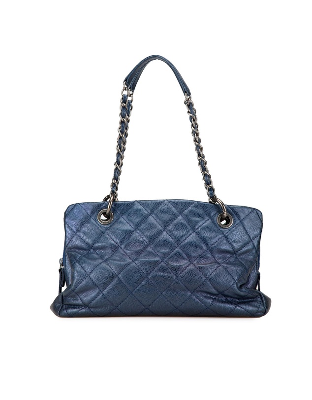 Pre-Loved by Azura Reborn - Pre-Loved chanel Quilted Leather Chain Bag