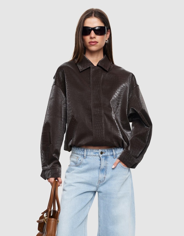 Lioness - Kenny Bomber