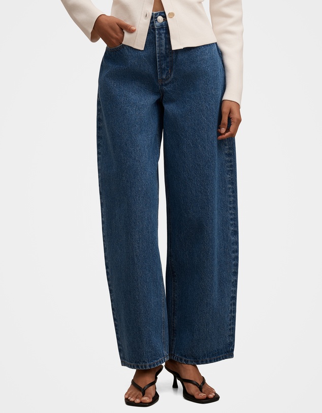 Forever New Petite - Emma Petite Mid Rise Barrel Jeans