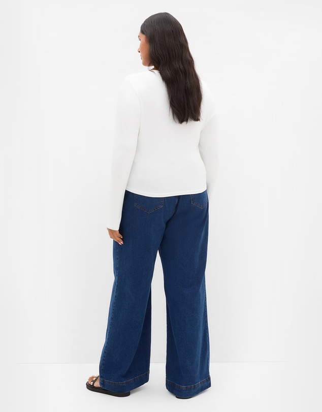 City Chic - Plus size Karla Long Sleeve Tee - ivory