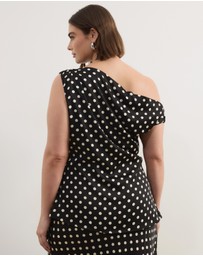 Atmos&Here Curvy - Lowen Satin Off Shoulder Top