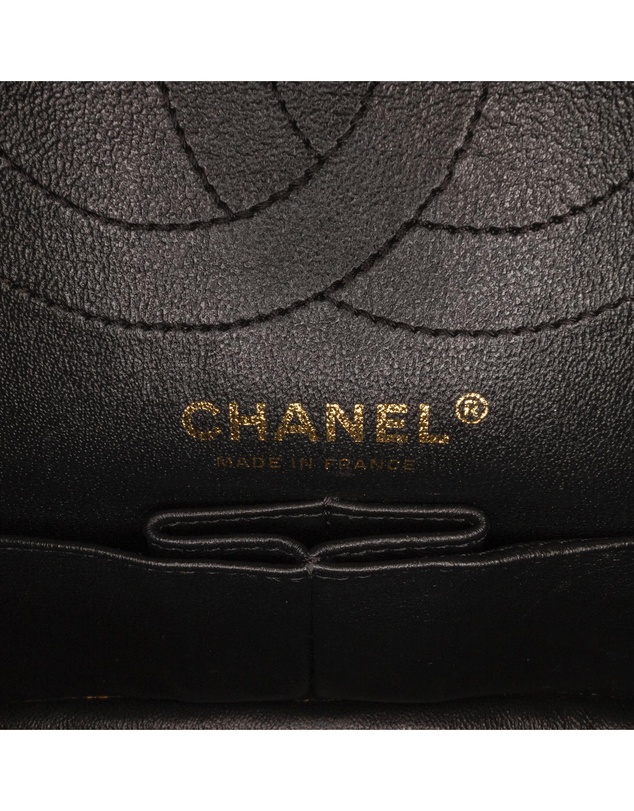 Pre-Loved by Azura Reborn - Pre-Loved chanel Chanel 19 Two-Tone Quilted Bag
