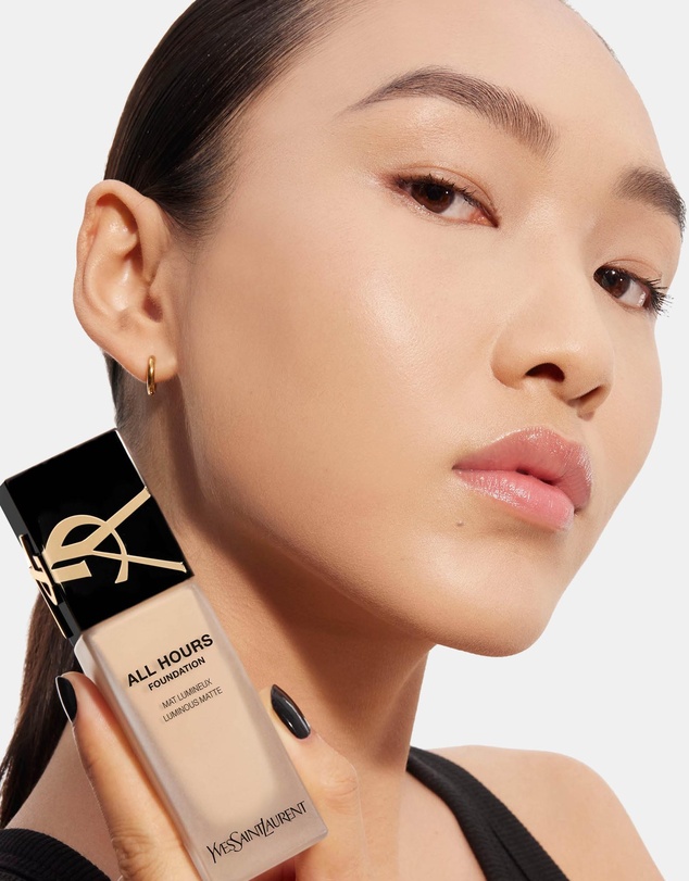 Yves Saint Laurent - All Hours Liquid Foundation